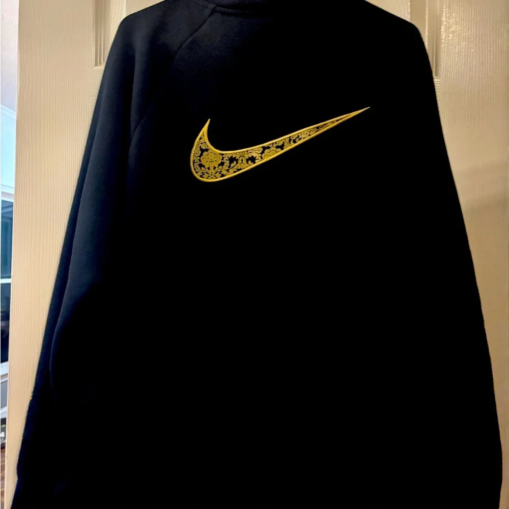 Nike Limited Edition Women's Black and Gold Half Zip Sweatshirt - Picture 3 of 4
